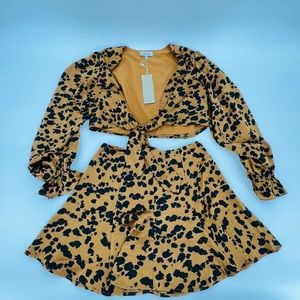 New with tags acoa skirt top set size small